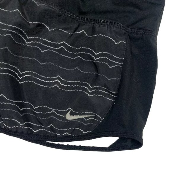Nike Dri Fit Womens Running Shorts Black White Size XS Athletic 2.5 Banded Waist - Picture 5 of 5